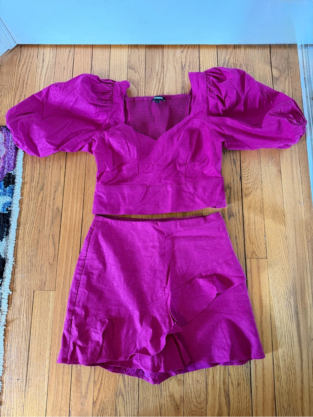 Express Fuchsia balloon sleeve set